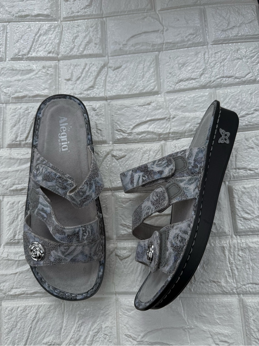 Alegria Leather Printed Betty Swirly Blooms in Blue  Gray- Medium 41
